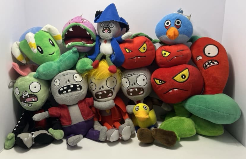 UNOFFICIAL Plants vs Zombies PvZ Plush Stuffed Toy 10 Piece Set Second Hand Used